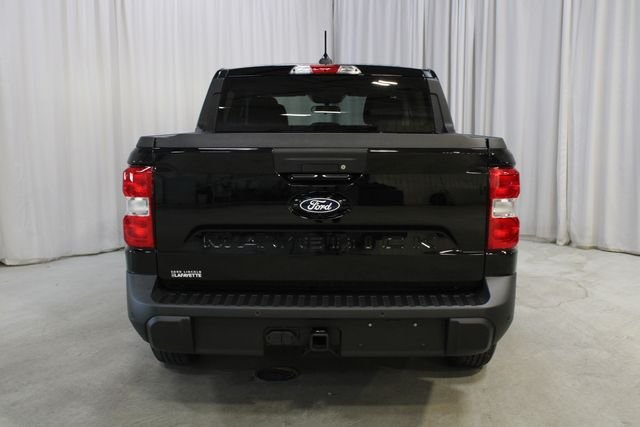New 2026 Shadow Black Ford XLT image 24