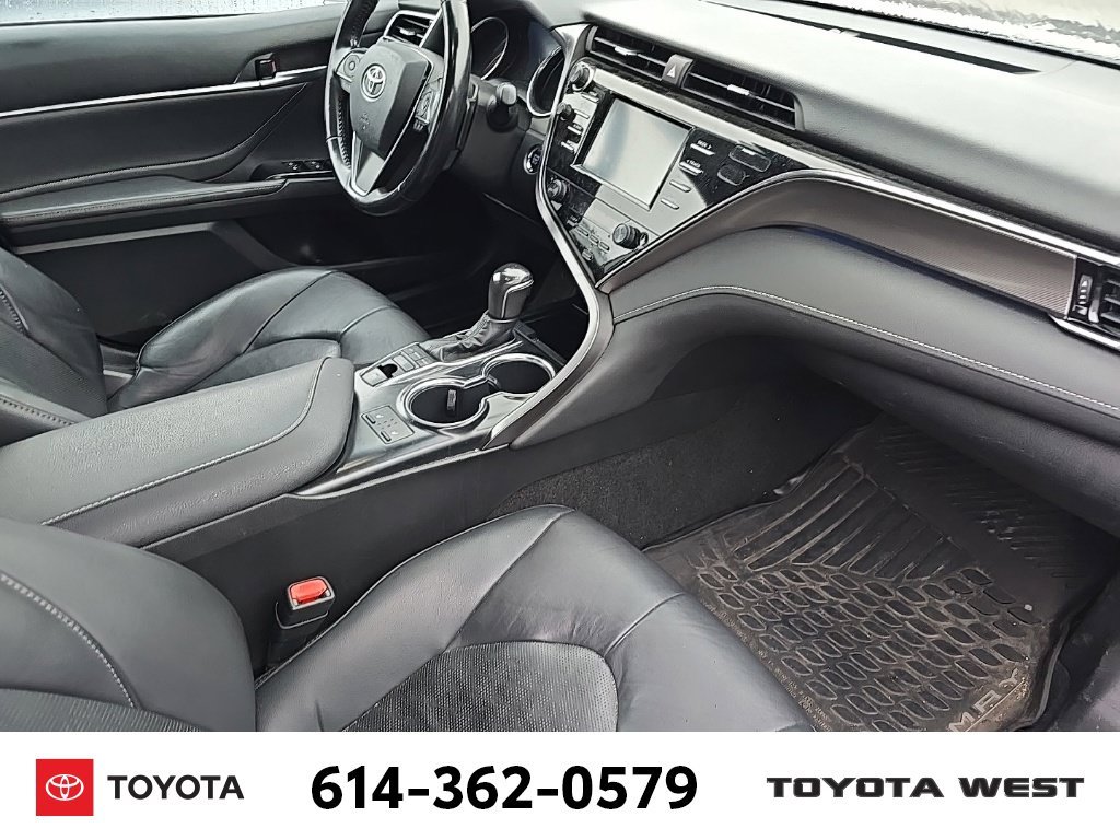 Used 2018 Gray Toyota XSE image 12