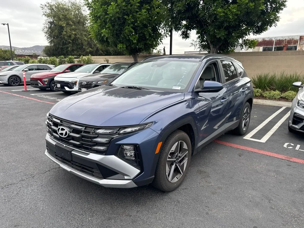 Used 2025 Blue Hyundai SEL image 1