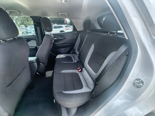 Certified Used 2025 Summit White Chevrolet LT image 23