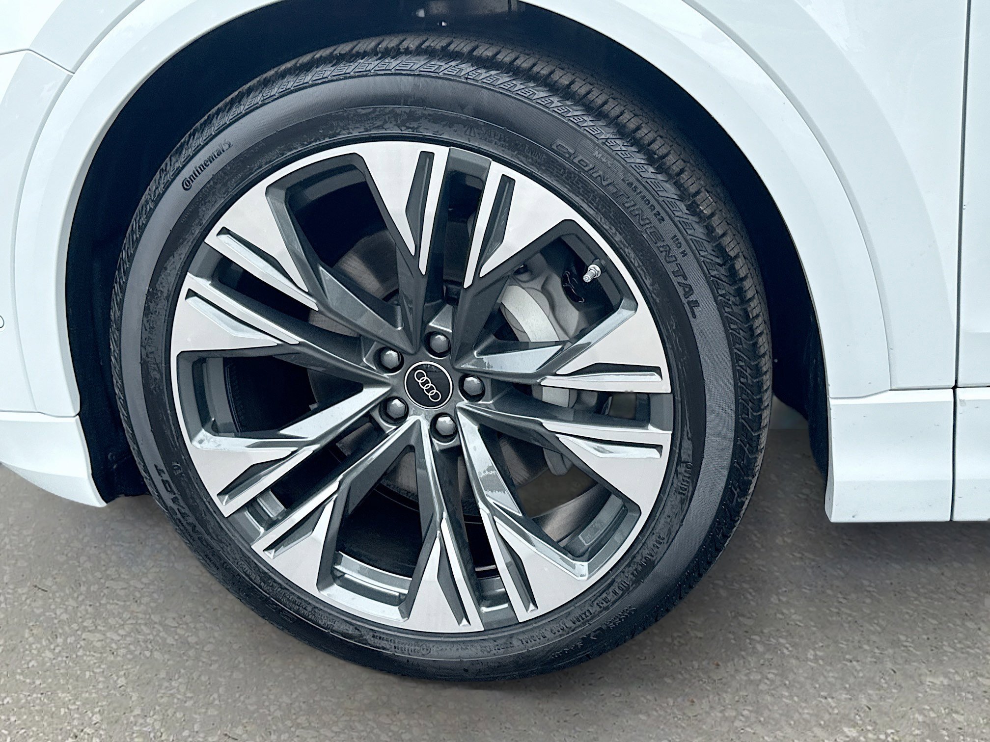 2026 Audi Q8 Premium Plus - Photo 39