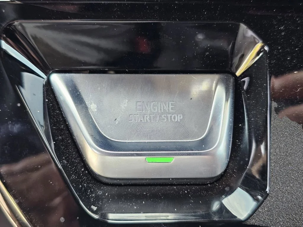 Used 2025 Sterling Metallic GMC AT4 image 24