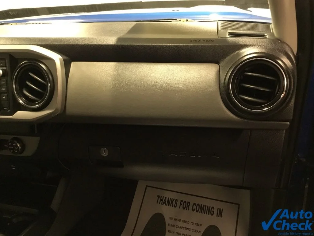 Used 2017 Blue Toyota SR5 image 33