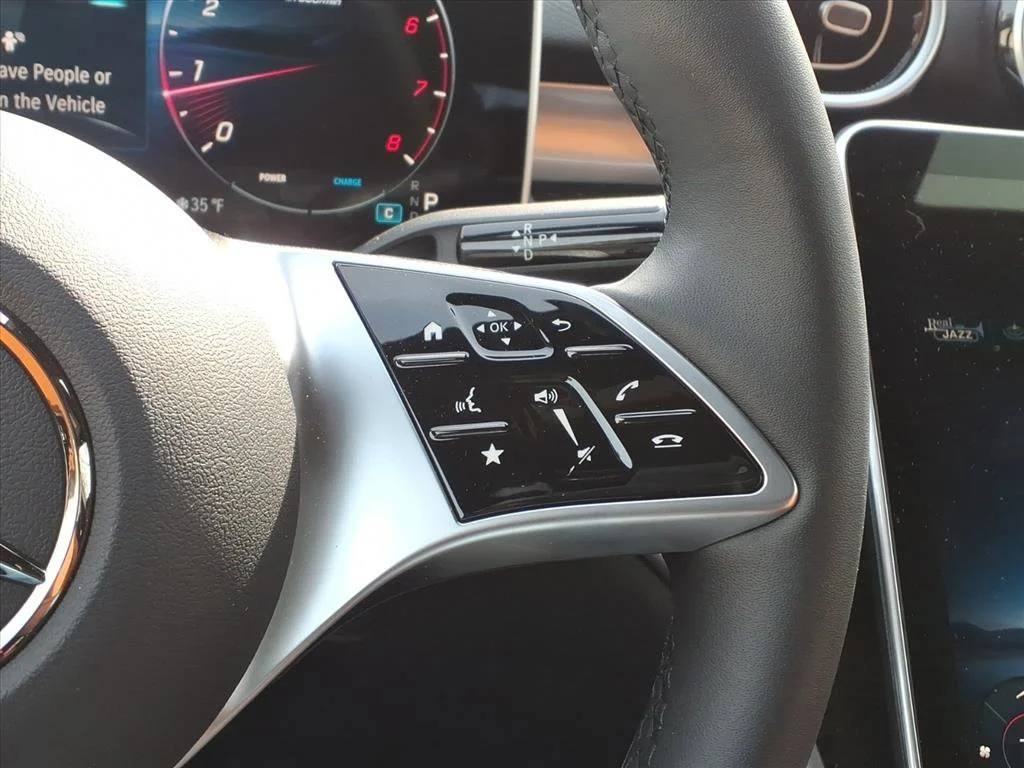 New 2026 Polar White Mercedes-Benz C 300 image 38