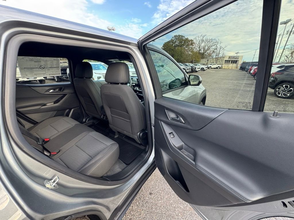 2026 Chevrolet Equinox LT - Photo 22
