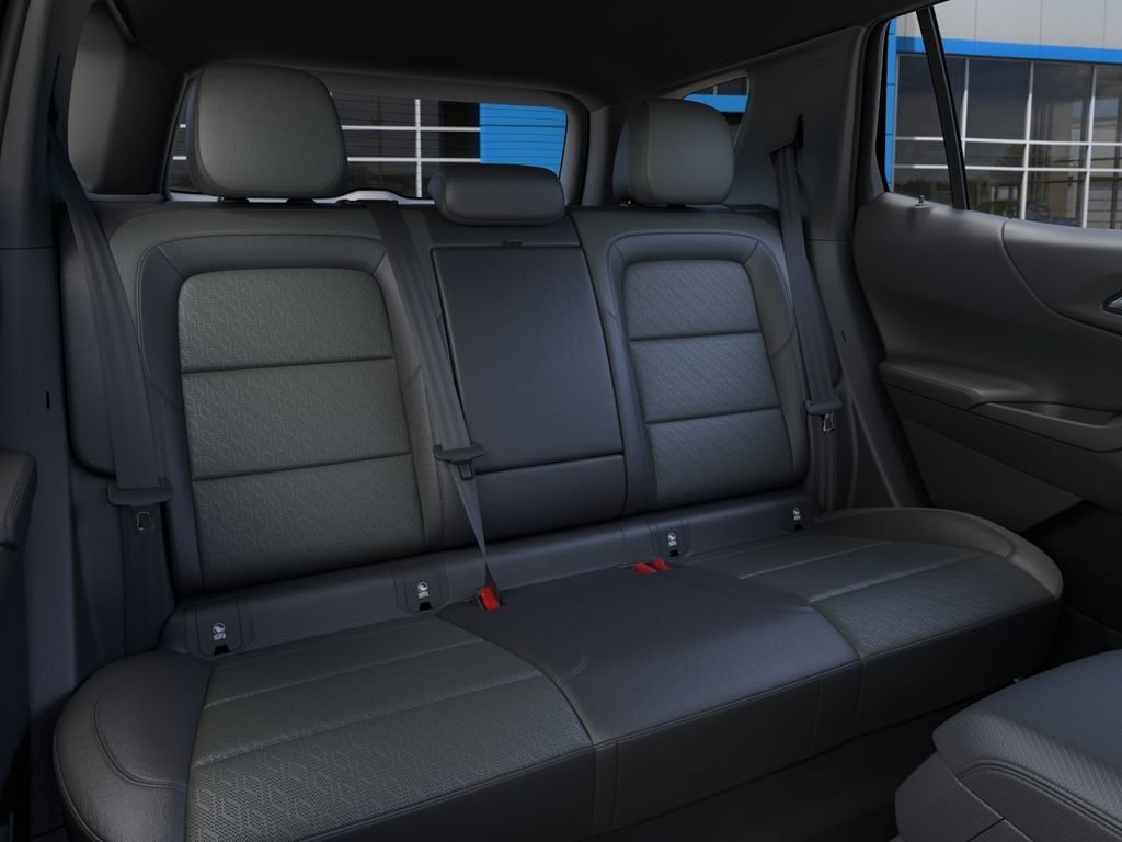 2027 Chevrolet Equinox LT - Photo 18