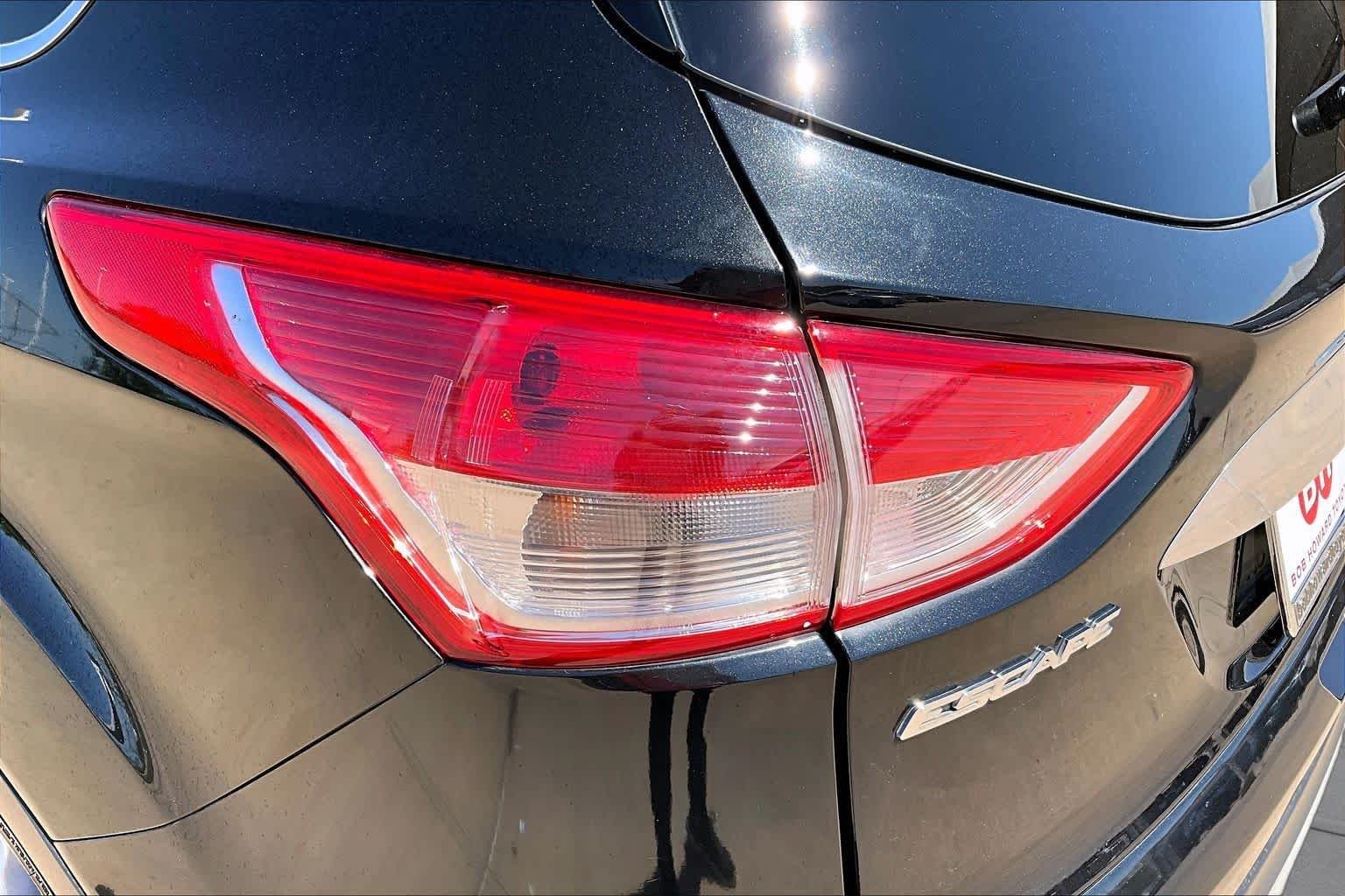 Used 2014 Tuxedo Black Ford Titanium image 27
