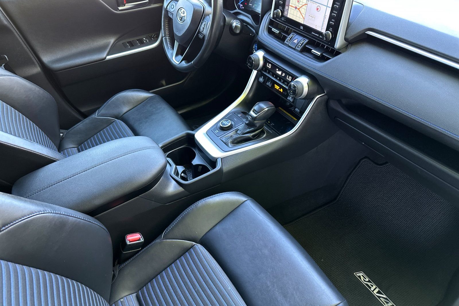 Used 2019 Gray Toyota XSE image 16