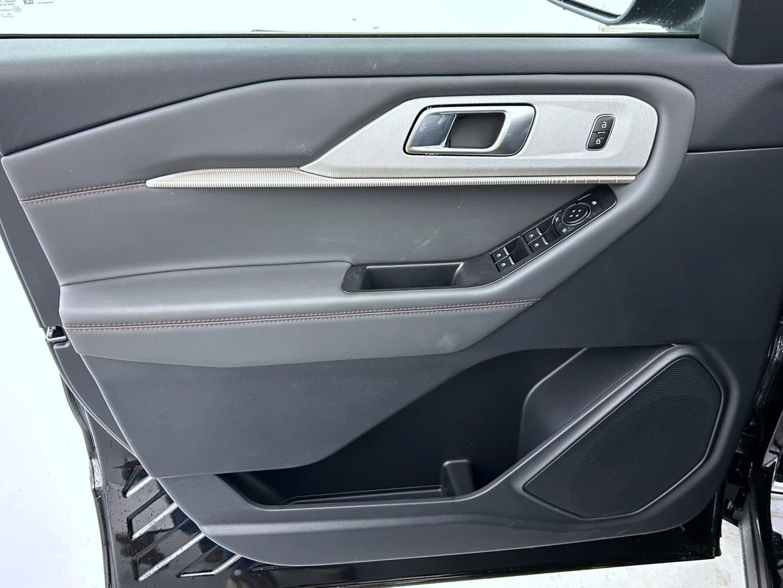 New 2026 Agate Black Metallic Ford Active image 9