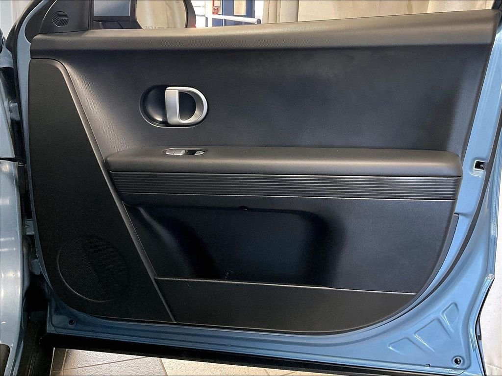 Used 2024 Blue Hyundai SE image 12