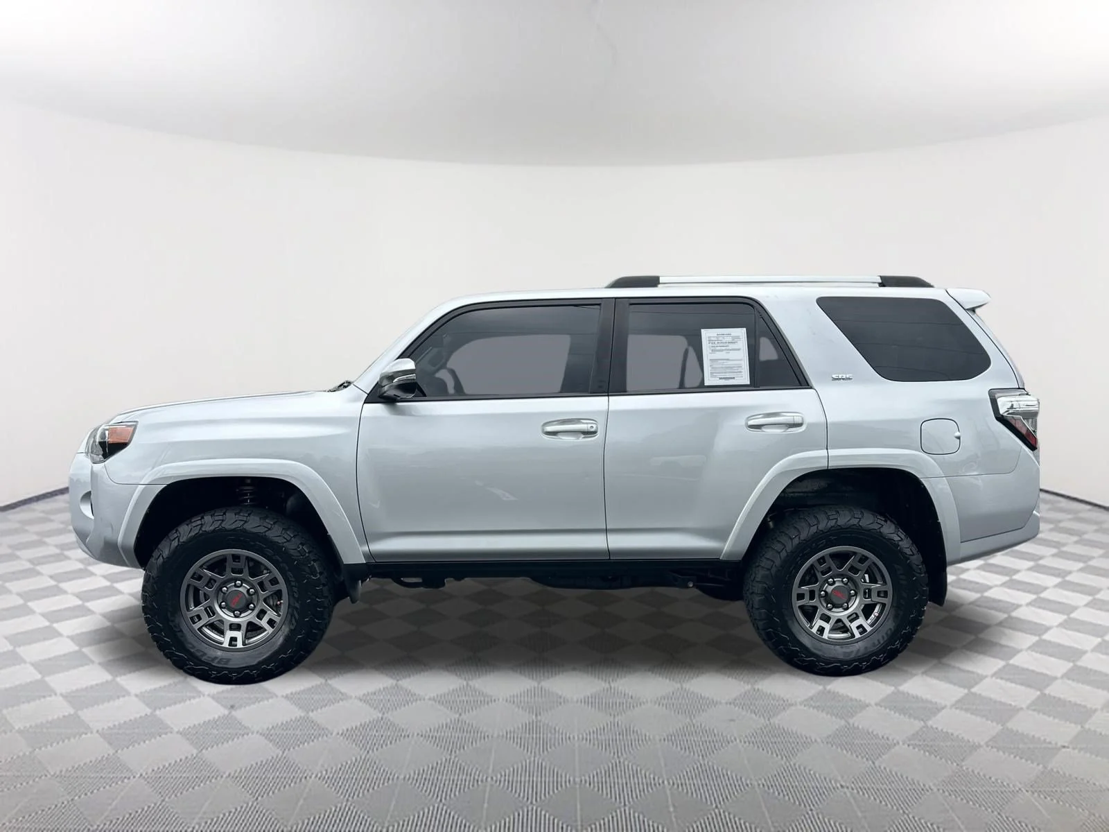 Used 2019 Classic Silver Metallic Toyota SR5 Premium image 8