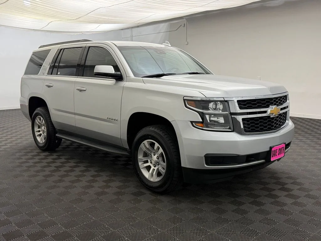 Used 2019 Silver Ice Metallic Chevrolet LT image 7