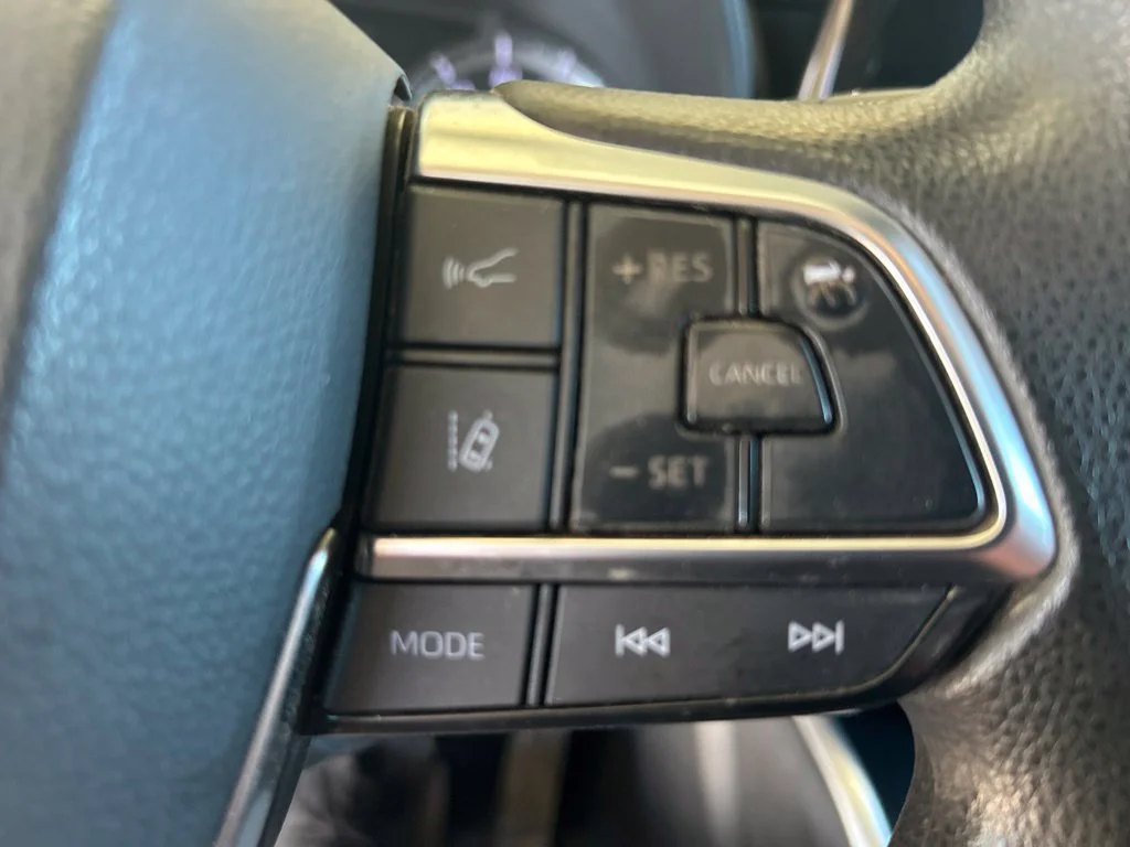 Certified Used 2021 Celestial Silver Metallic Toyota L image 12