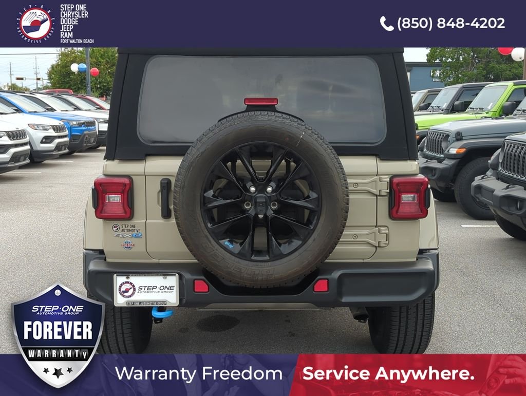 Used 2022 Beige Jeep Unlimited Sahara 4xe image 5