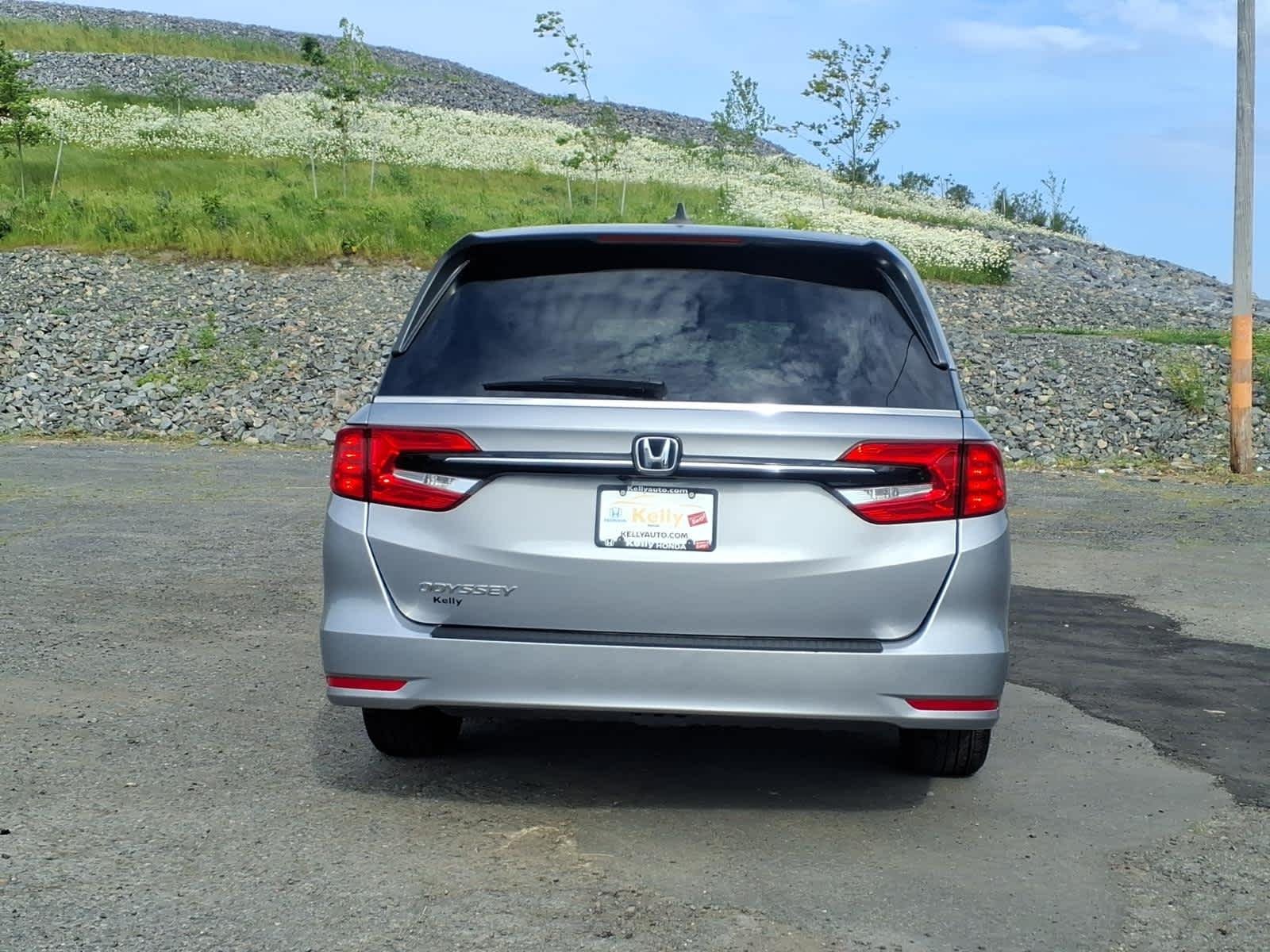 2024 Honda Odyssey EX-L - Photo 6