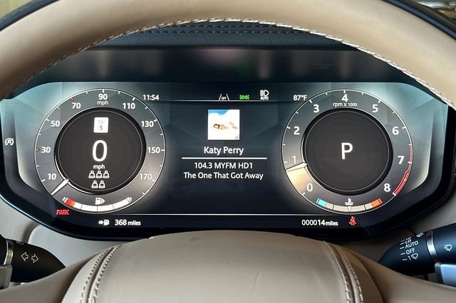 New 2026 Charente Grey Land Rover SE image 23