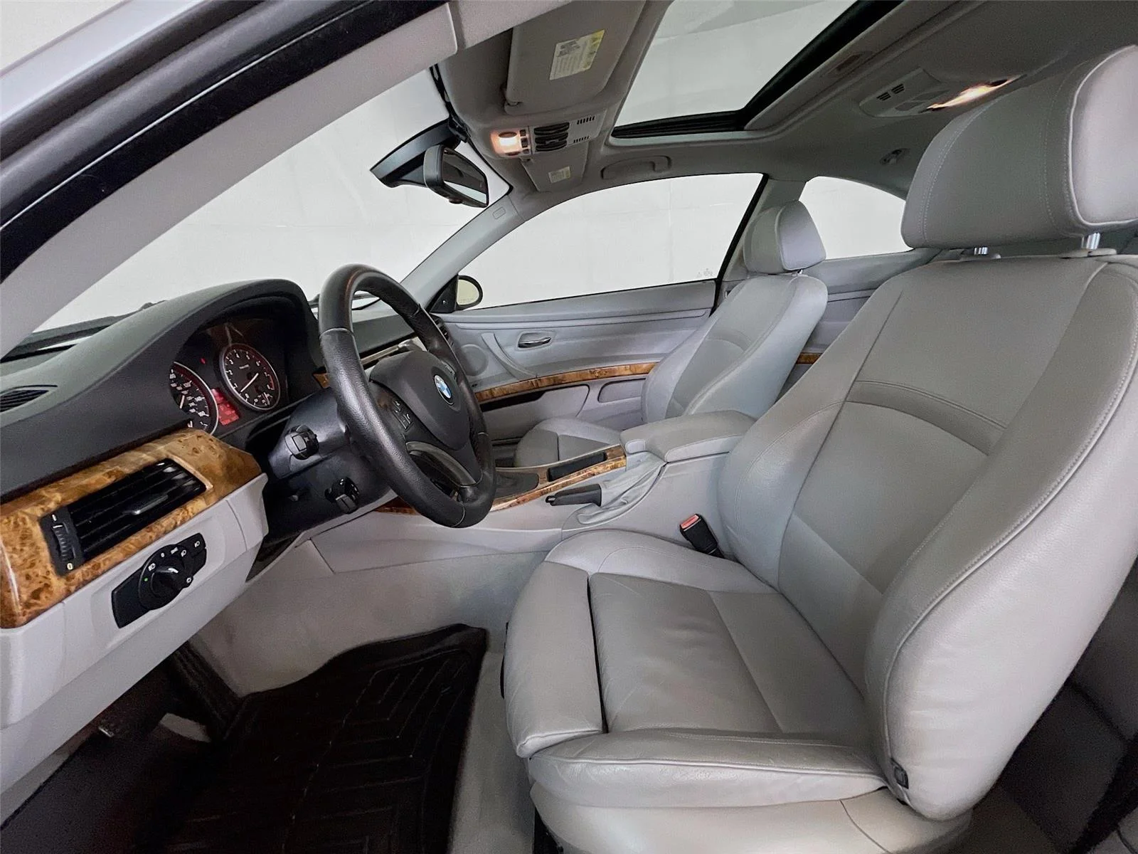 Used 2007 Space Gray Metallic BMW 335i image 21