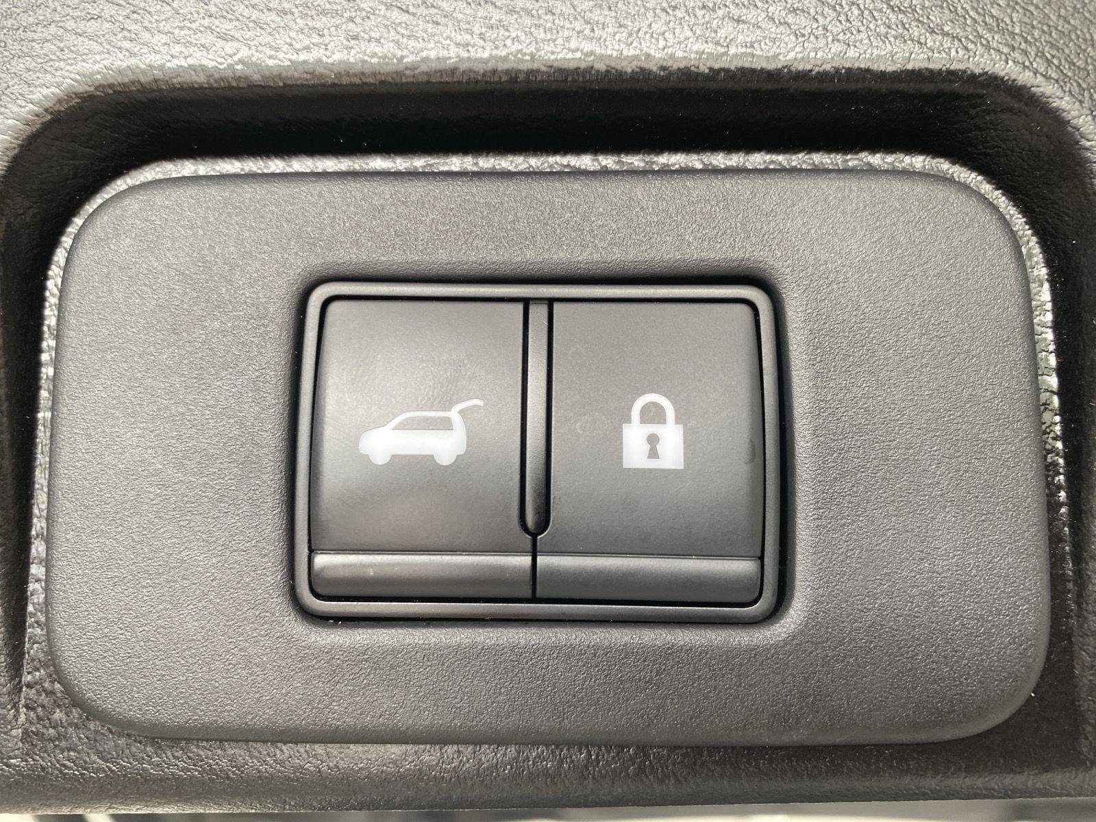 Used 2023 Pearl White Tricoat Nissan SV image 8