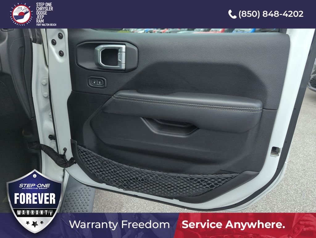 Used 2022 White Jeep Unlimited Sahara 4xe image 29