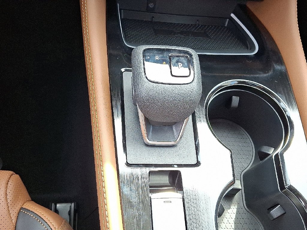 New 2026 Everest White Pearl TriCoat Nissan Platinum image 12