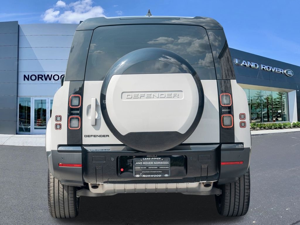 New 2026 Borasco Grey Land Rover S image 5