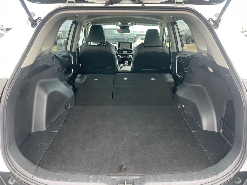 Used 2024 White Toyota Adventure image 30