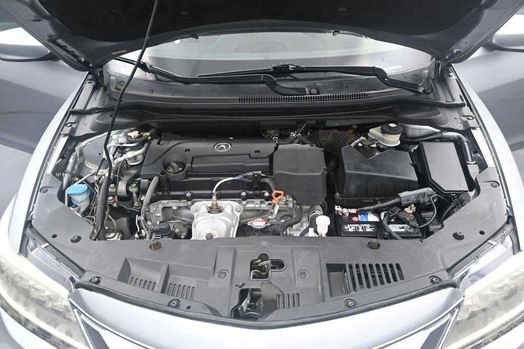 Used 2018 Silver Metallic Acura Special Edition image 15