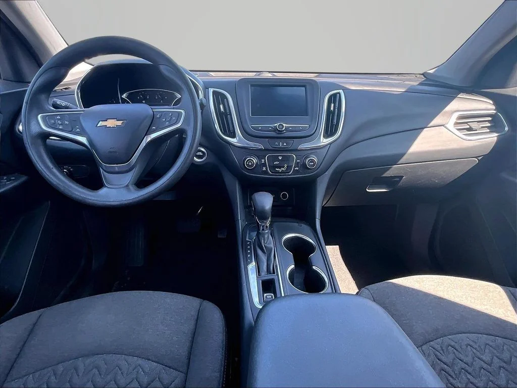 Used 2022 Silver Chevrolet LT image 16