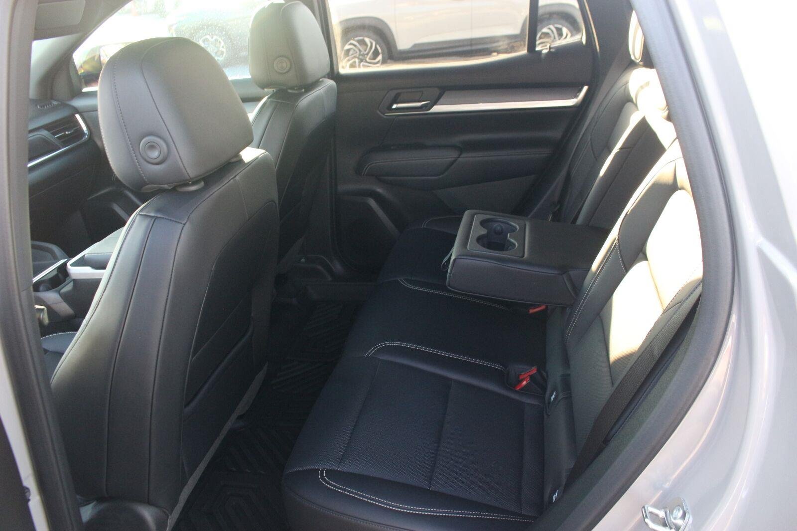 Used 2026 Riverstone Metallic GMC Elevation image 30