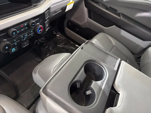 Used 2025 White Ford XL image 20