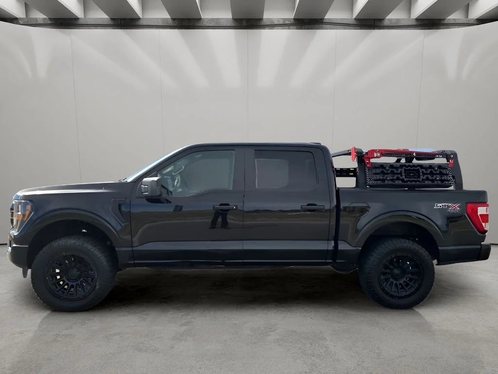 Used 2023 Agate Black Metallic Ford XL image 2