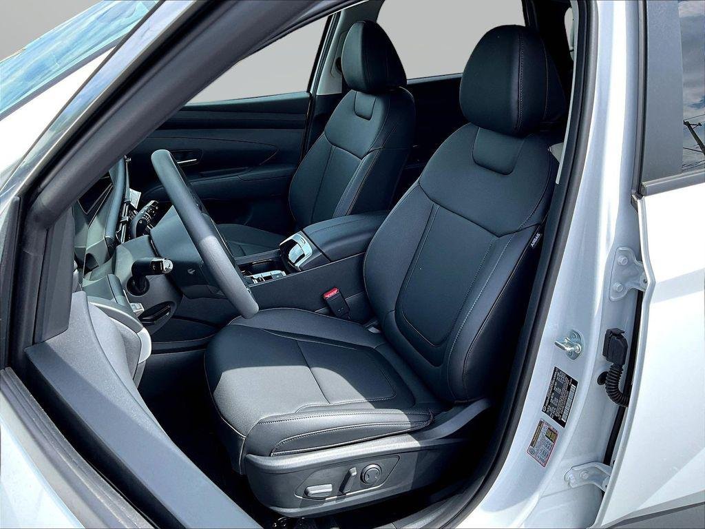 New 2026 White Hyundai SEL Plus AWD image 21
