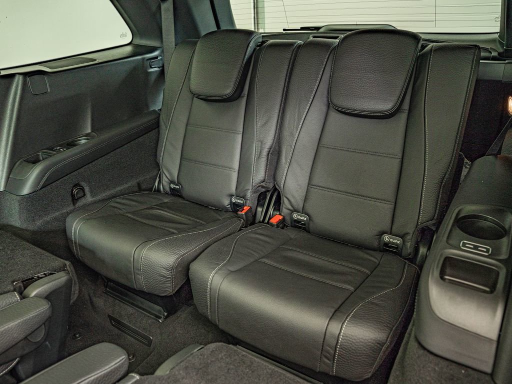 New 2026 Obsidian Black Metallic Mercedes-Benz GLS 450 image 34