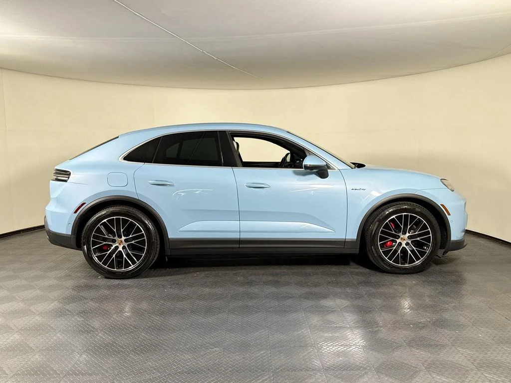 Used 2025 Frozen Blue Metallic Porsche 4S image 8