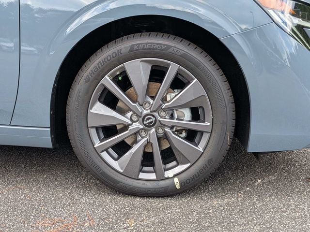 New 2026 Atlantic Gray Metallic Nissan SL image 10