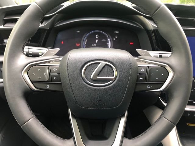 Used 2023 White Lexus 450e Premium image 25