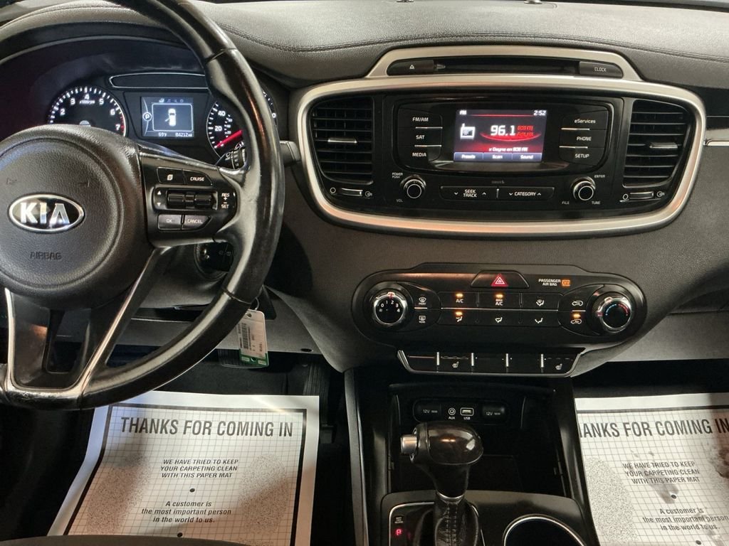 Used 2016 Red Kia LX image 17