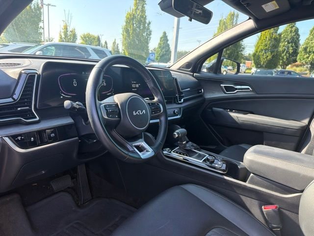 Used 2025 Wolf Gray Kia X-Line image 12