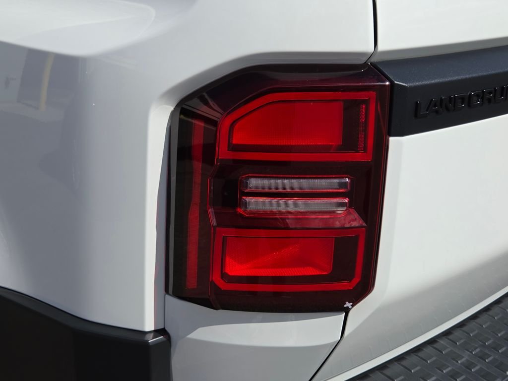 Used 2024 White Toyota 1958 image 16