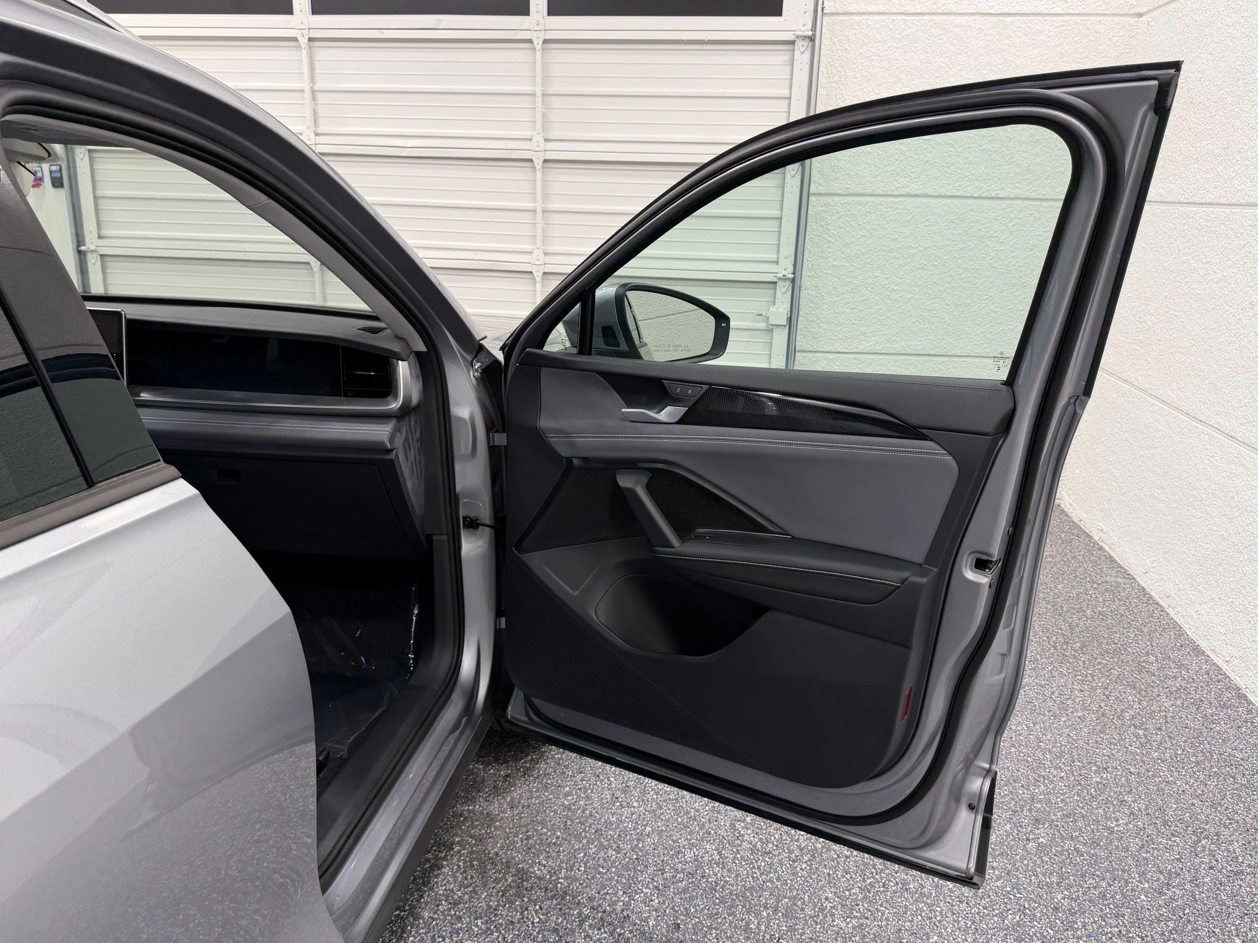 New 2026 Silver Volkswagen 2.0T SE image 29