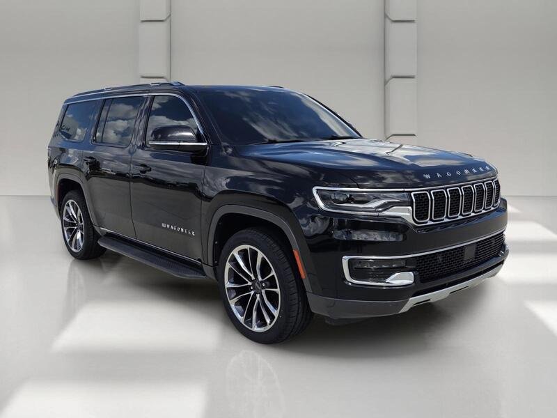 Used 2022 Diamond Black JEEP SERIES II 4X2 image 7