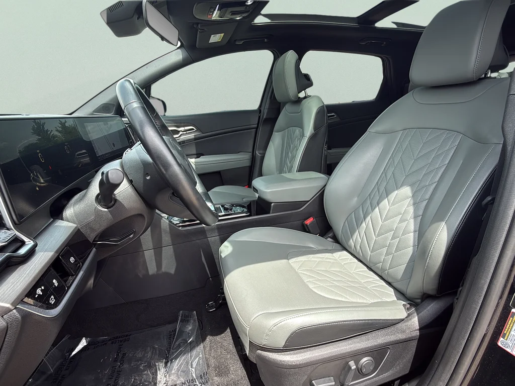 Certified Used 2023 Ebony Black Kia X-Line image 26