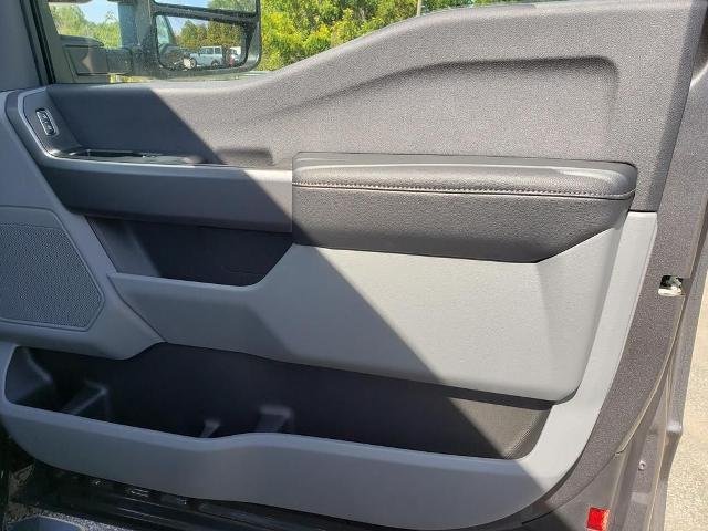 2026 Ford F-350 Super Duty XLT - Photo 35