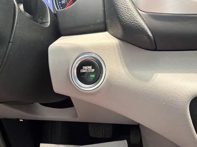 Used 2022 Summit White GMC SLE image 20