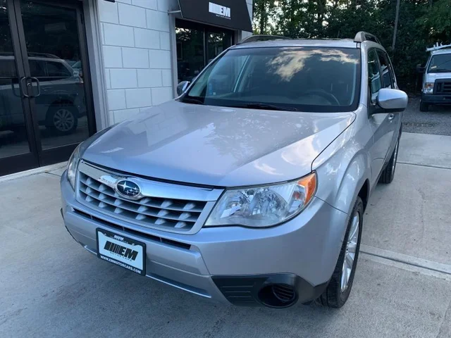 2013 Subaru Forester 2.5X Premium Sport Utility 4D