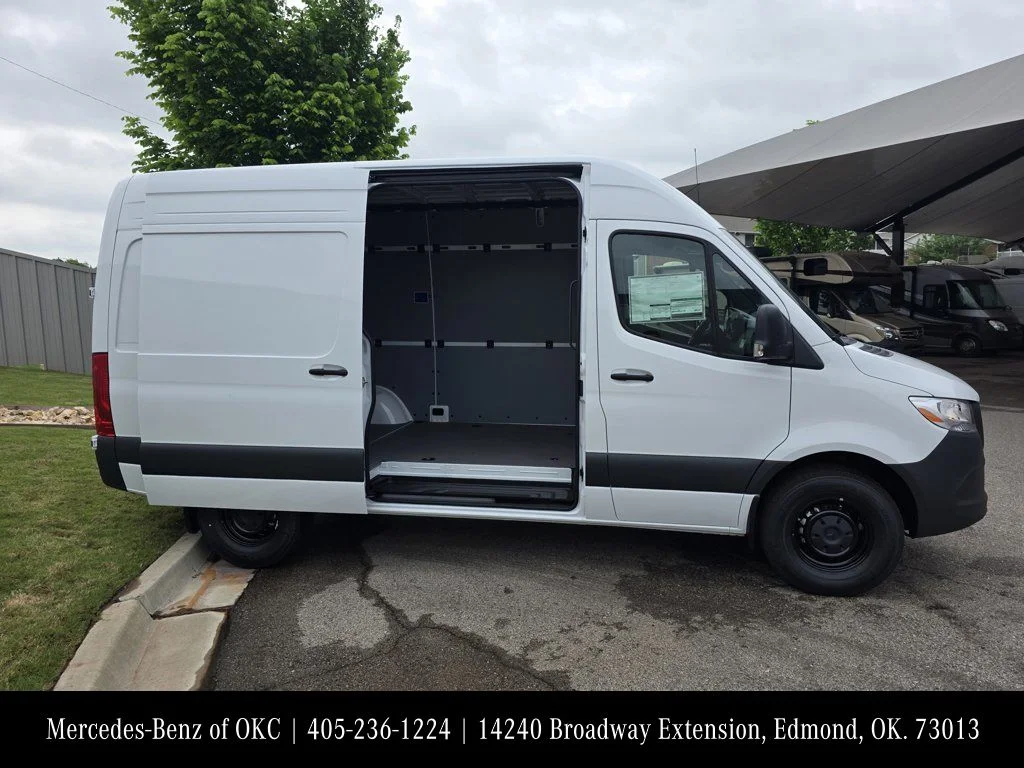 New 2026 Arctic White Mercedes-Benz Cargo 144 WB image 4
