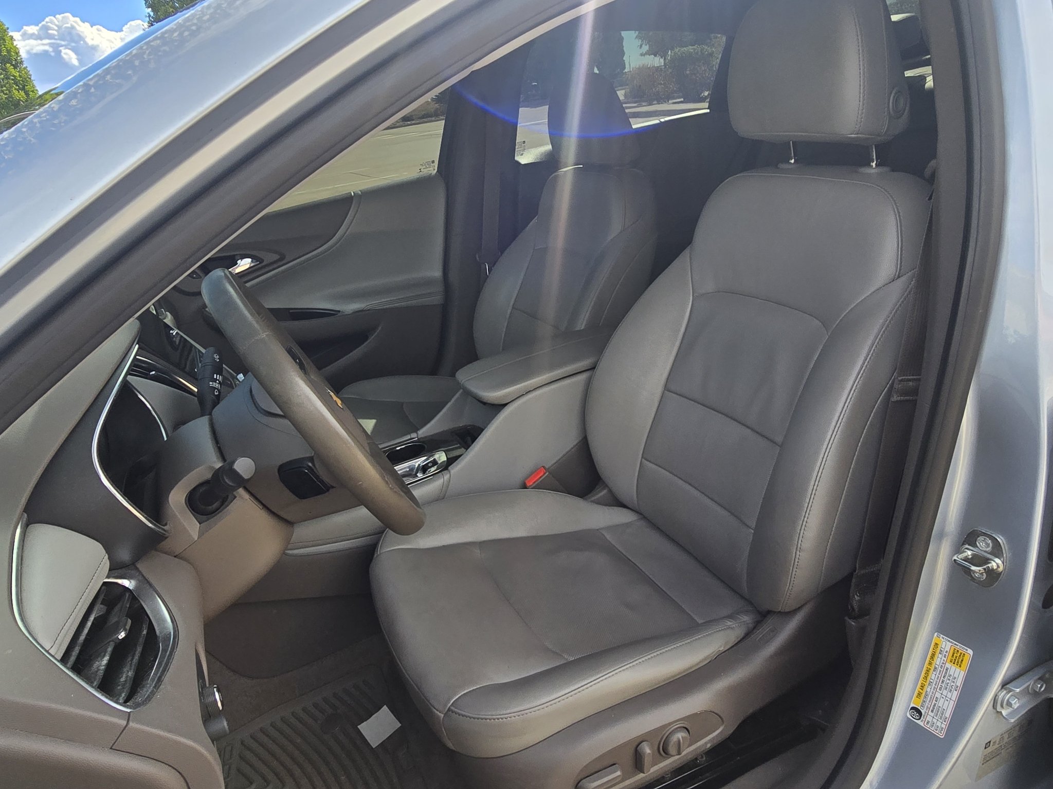 Used 2017 Arctic Blue Metallic Chevrolet Premier image 11