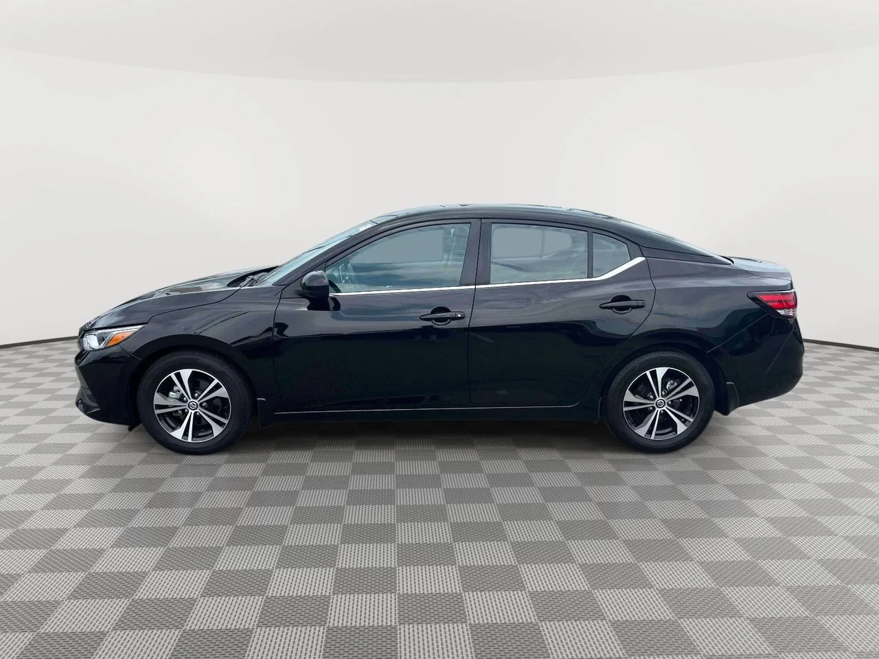 Used 2023 Super Black Nissan SV Xtronic CVT image 8