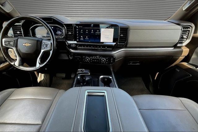 Used 2022 Blue Chevrolet LTZ image 8