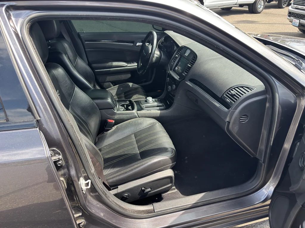 Used 2019 Granite Crystal Metallic Clearcoat Chrysler 300S image 16